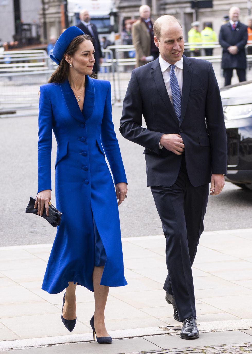 Princeza Kate u plavoj haljini