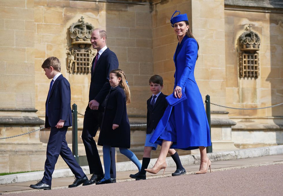 Princeza Kate u plavoj haljini