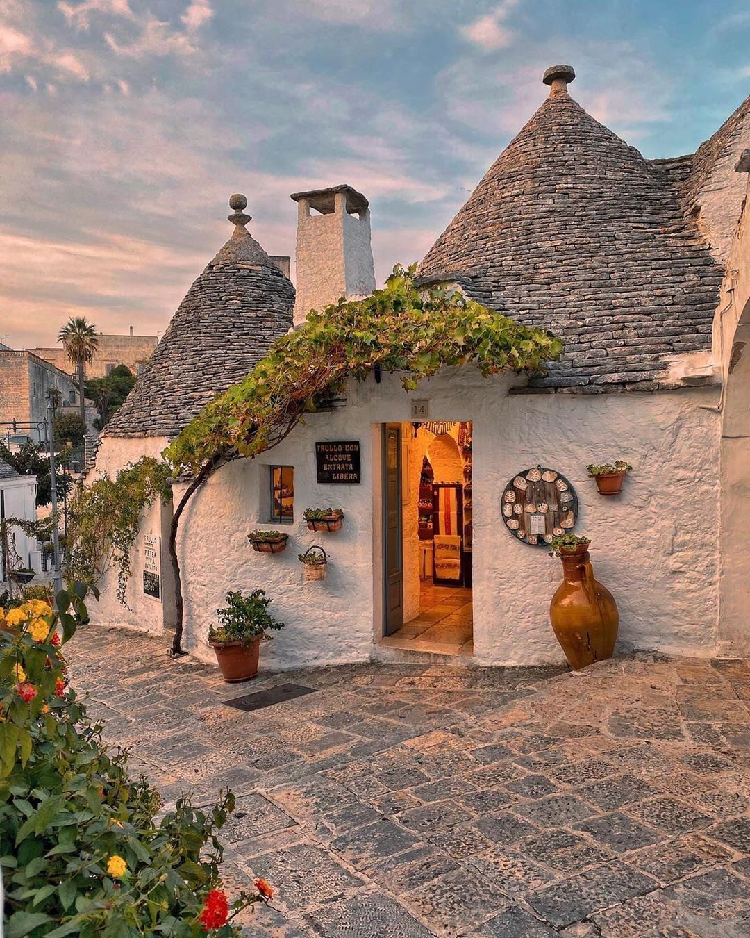 Alberobello italijanski gradić