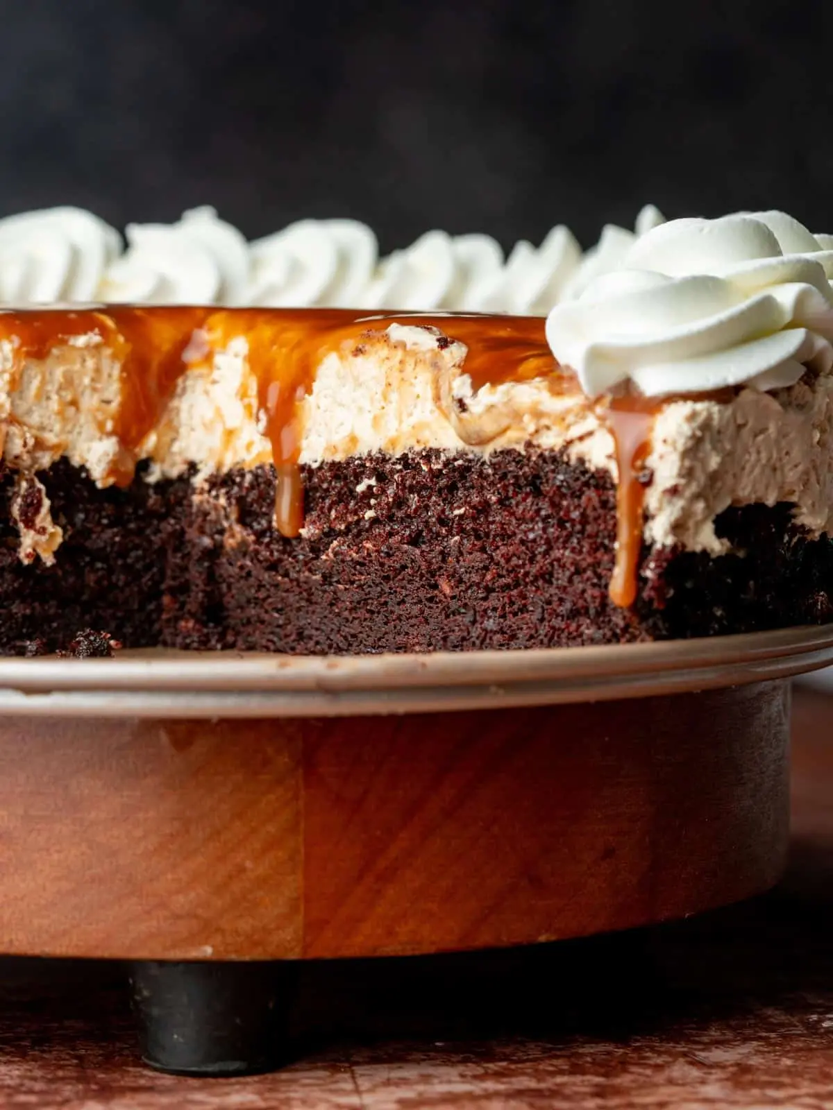 čokoladna torta s karamelom