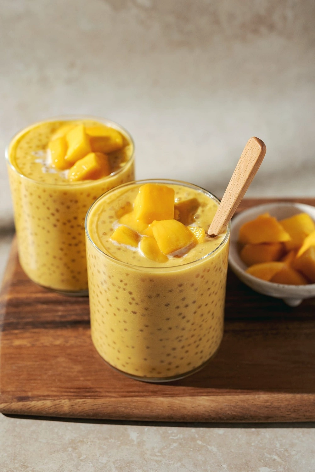 mango chia puding