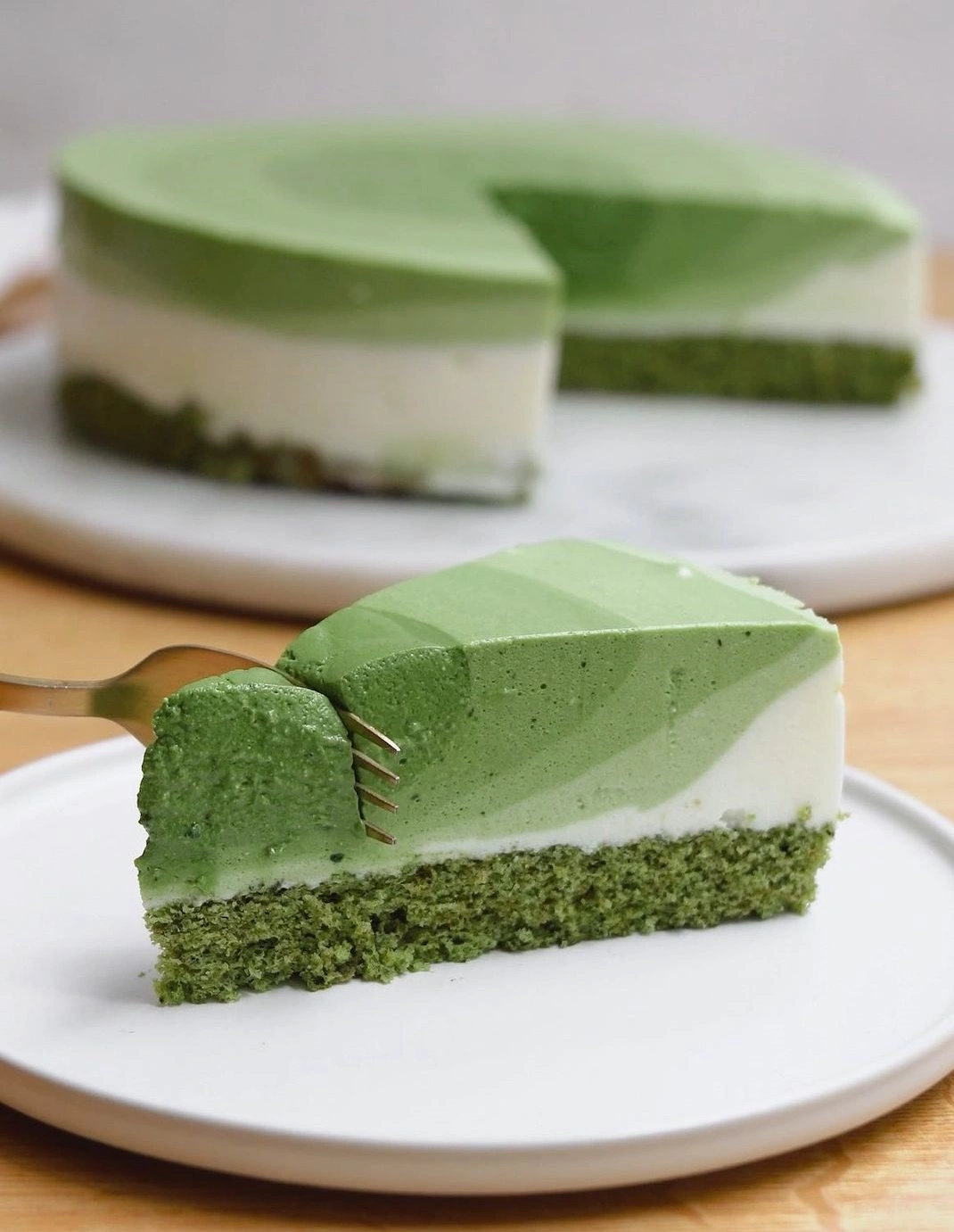 matcha mousse torta