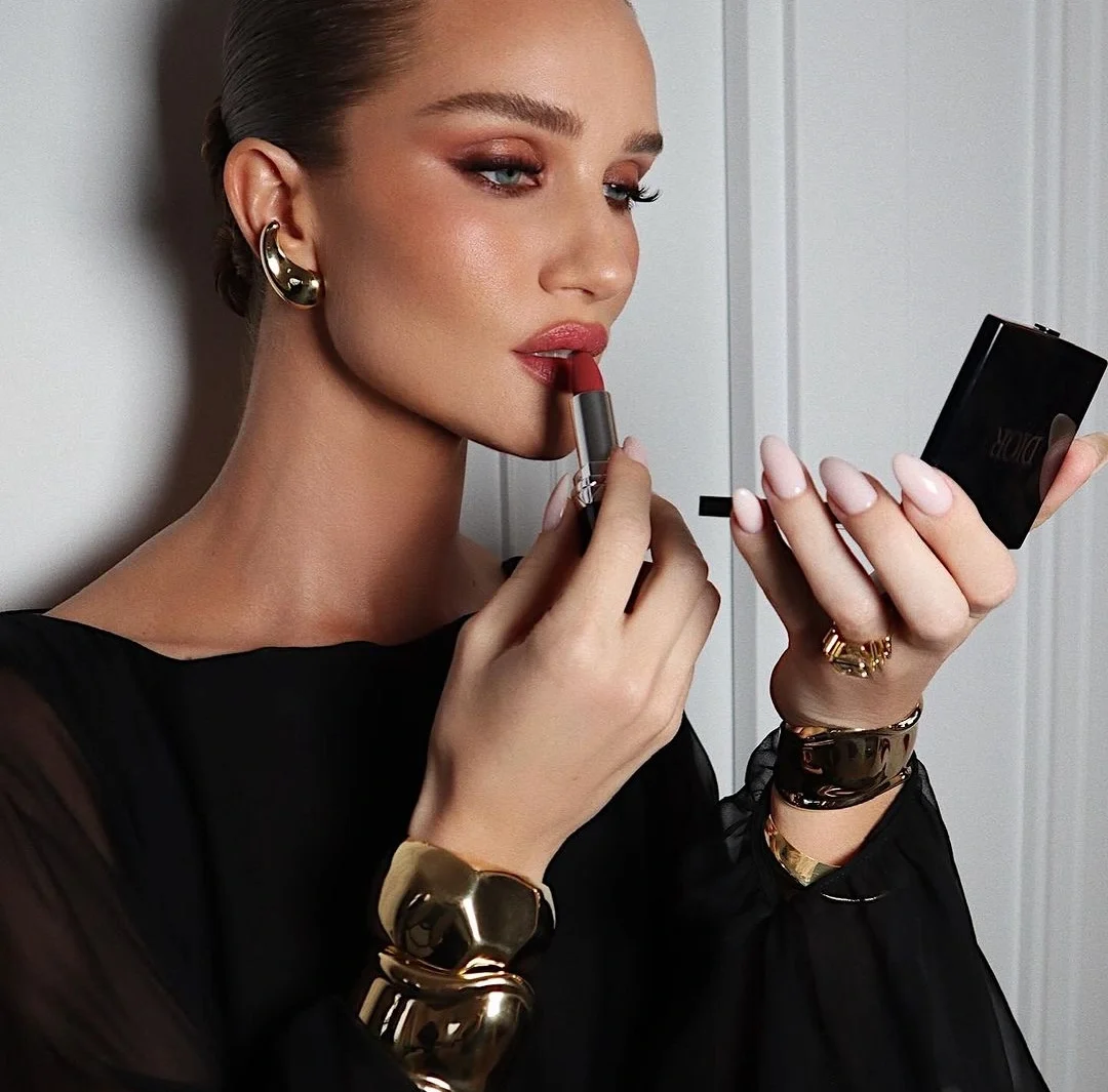 makeup, Rosie Huntington-Whitely