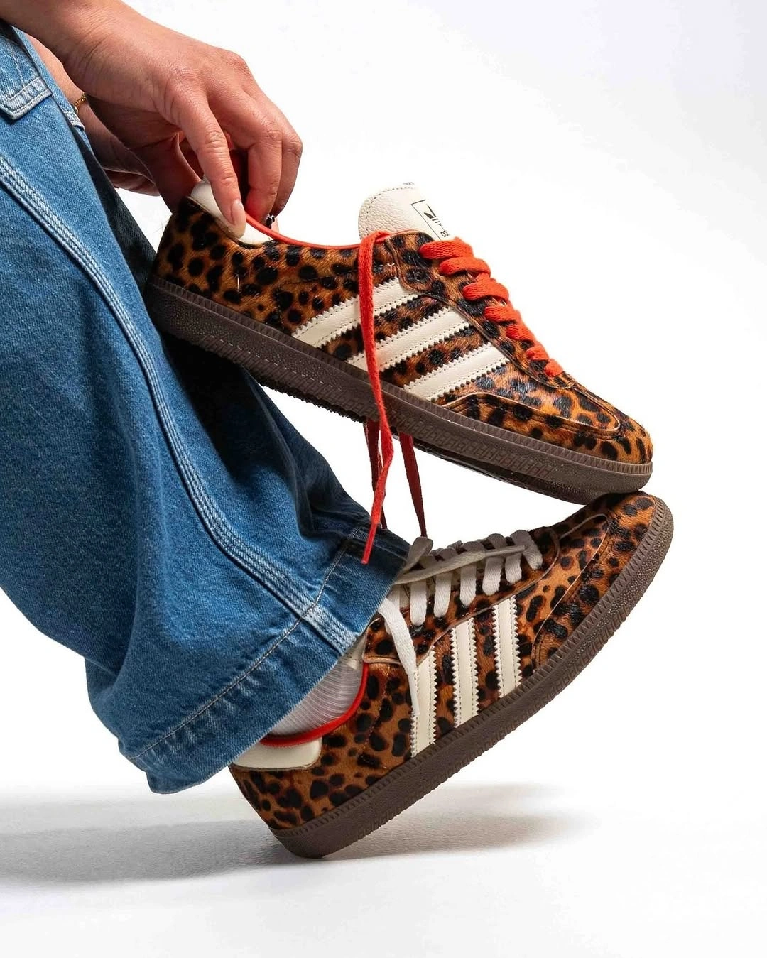 adidas samba leopard print