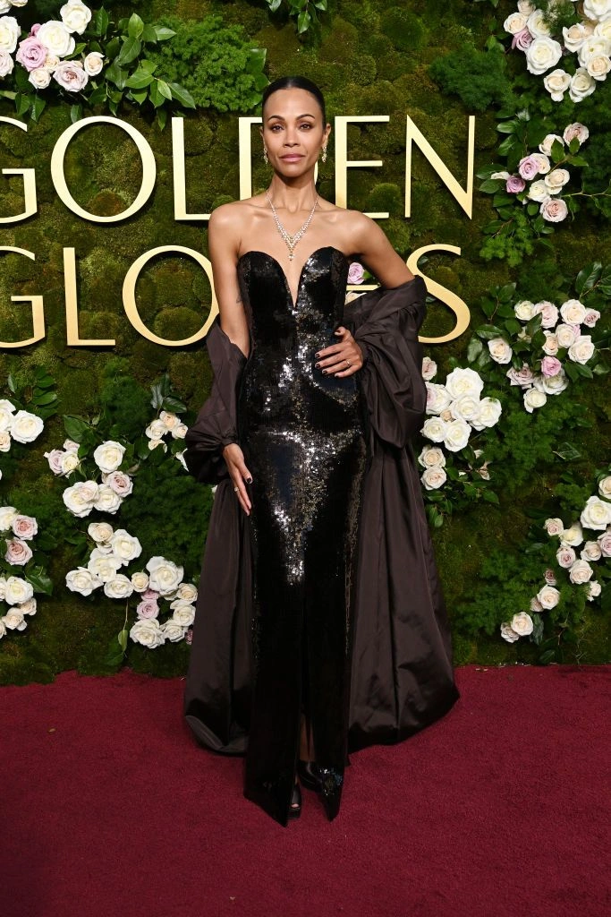 zoe-saldana-golden-globes-2025