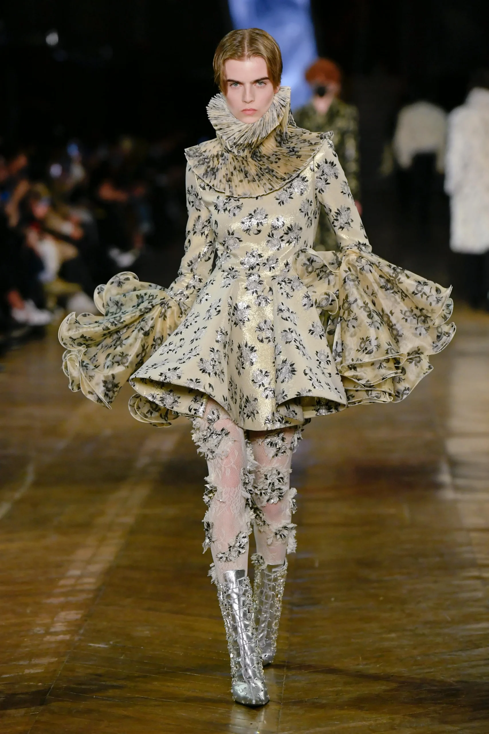 Alexander McQueen Fall/Winter 2025.