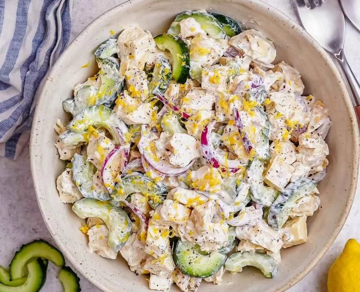Tzatziki salata s piletinom