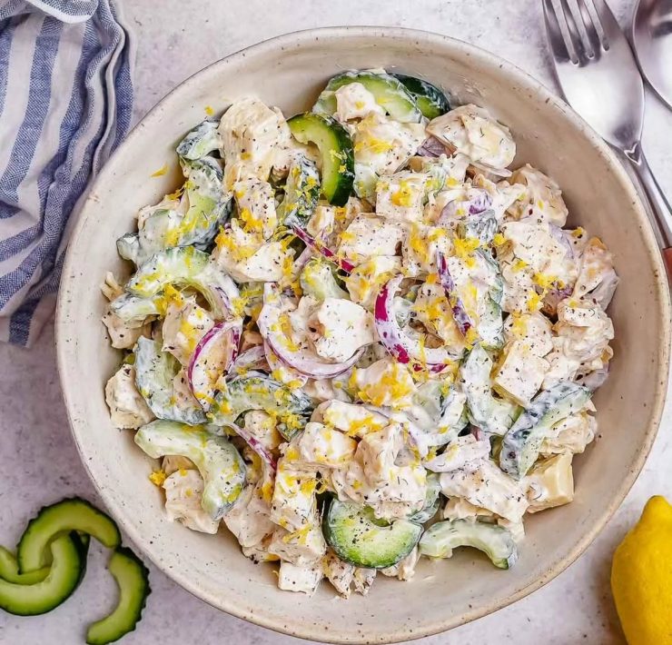 Tzatziki salata s piletinom